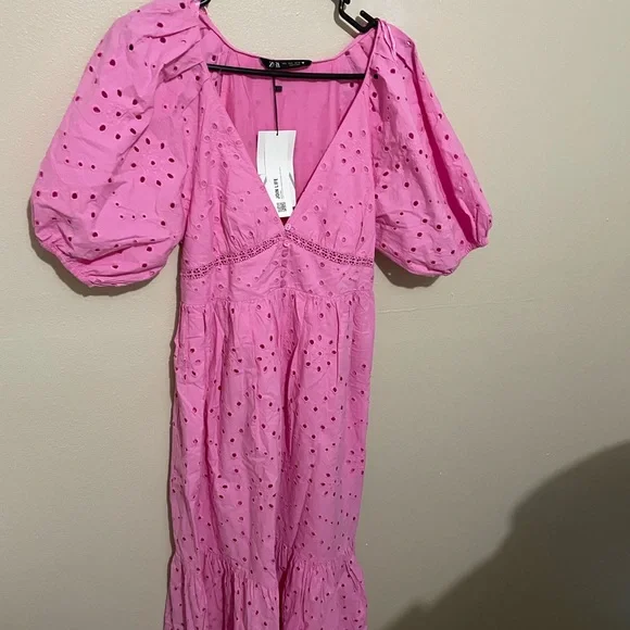 zara pink eyelet dress ZARA OPENWORK EMBROIDERED DRESS EYELET PINK NEW MEASUREMENTS Size S